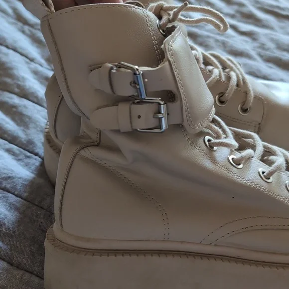 Zara Cream Combat Lace-Up Boots - Picture 3 of 6